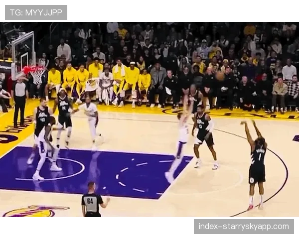 祖巴茨前场篮板拼抢积极,步行者内线防守屏障作用初显